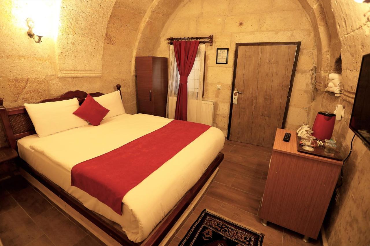 Orion Cave Hotel Юргюп Екстериор снимка