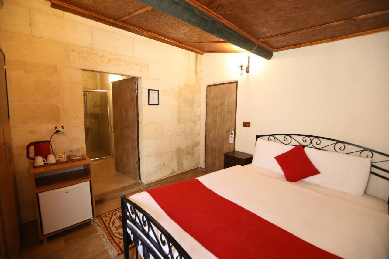 Orion Cave Hotel Юргюп Екстериор снимка