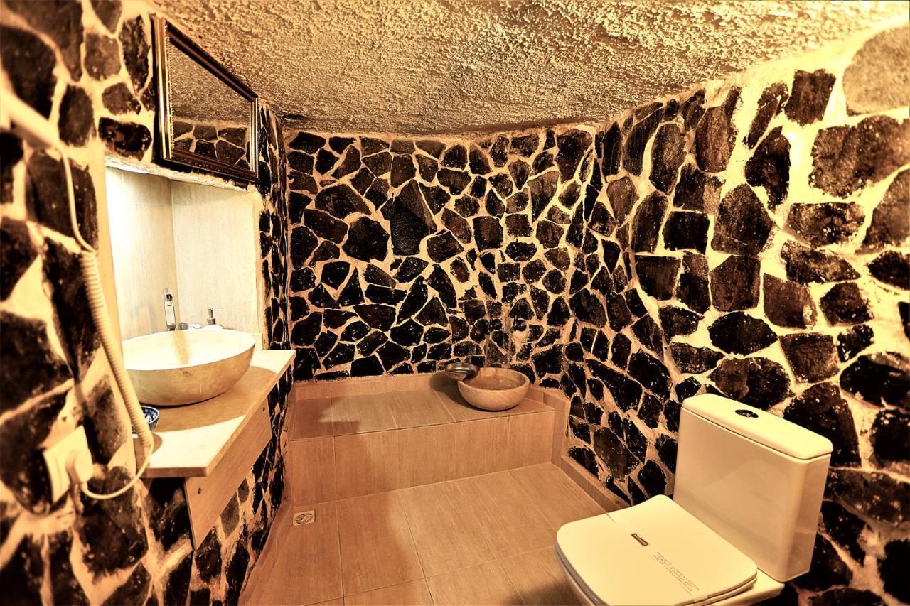 Orion Cave Hotel Юргюп Екстериор снимка